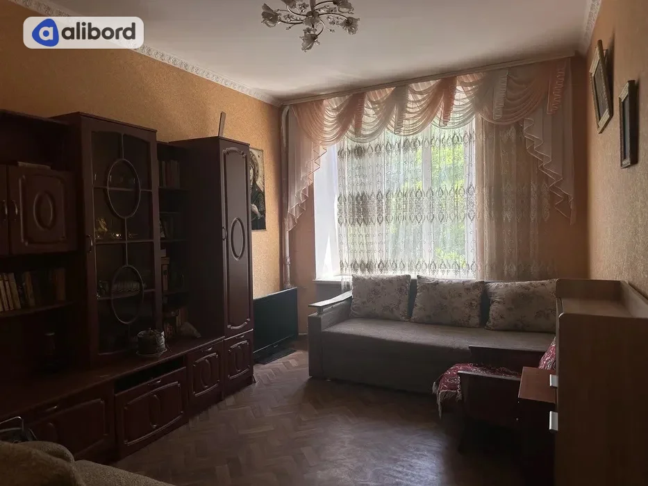 Квартира на Кінна вул.