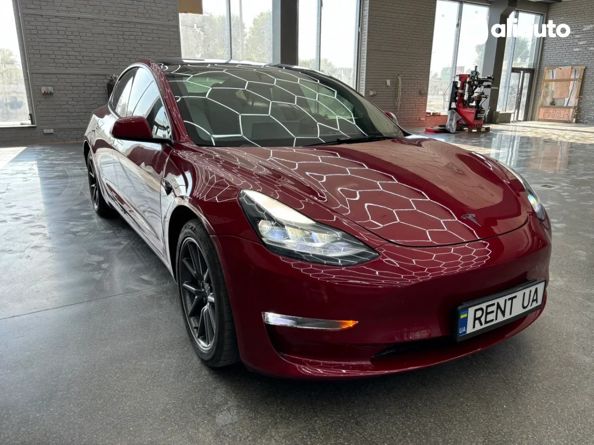 Tesla Model 3 2022