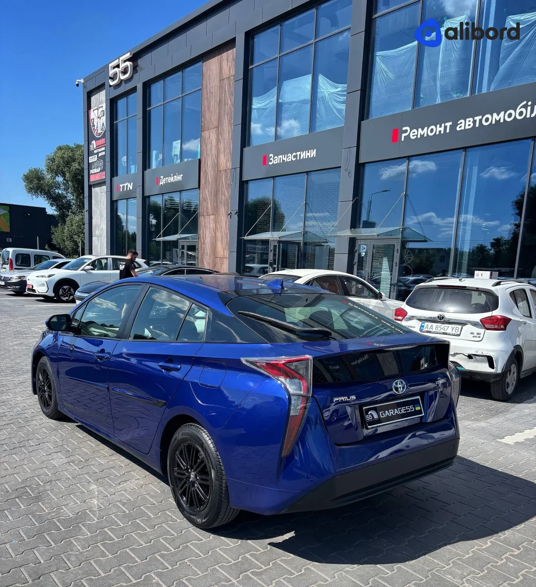 Toyota Prius 2017 – твій економний попутник! — фото 2