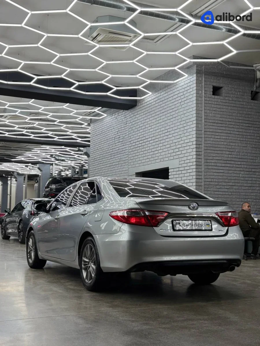 Оренда Toyota Camry 2016! — фото 2