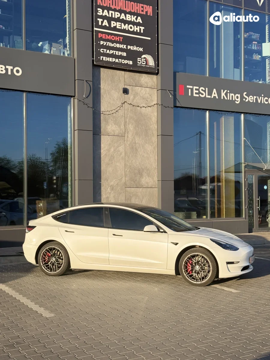 Tesla Model 3 2022 — фото 2
