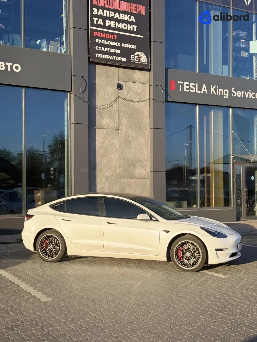 Tesla Model 3 2022 — фото 2