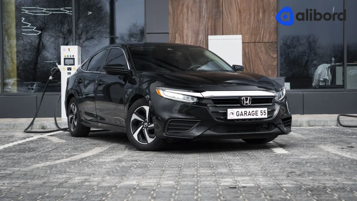 Оренда Honda Insight 2022 Hybrid