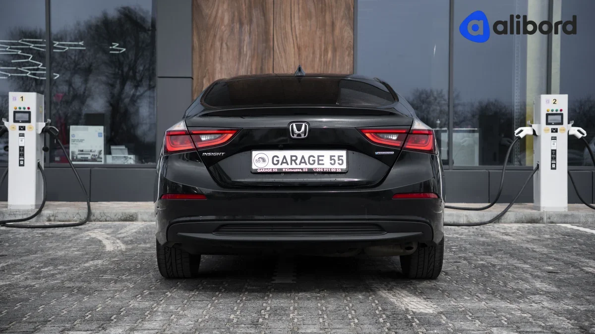 Оренда Honda Insight 2022 Hybrid — фото 6