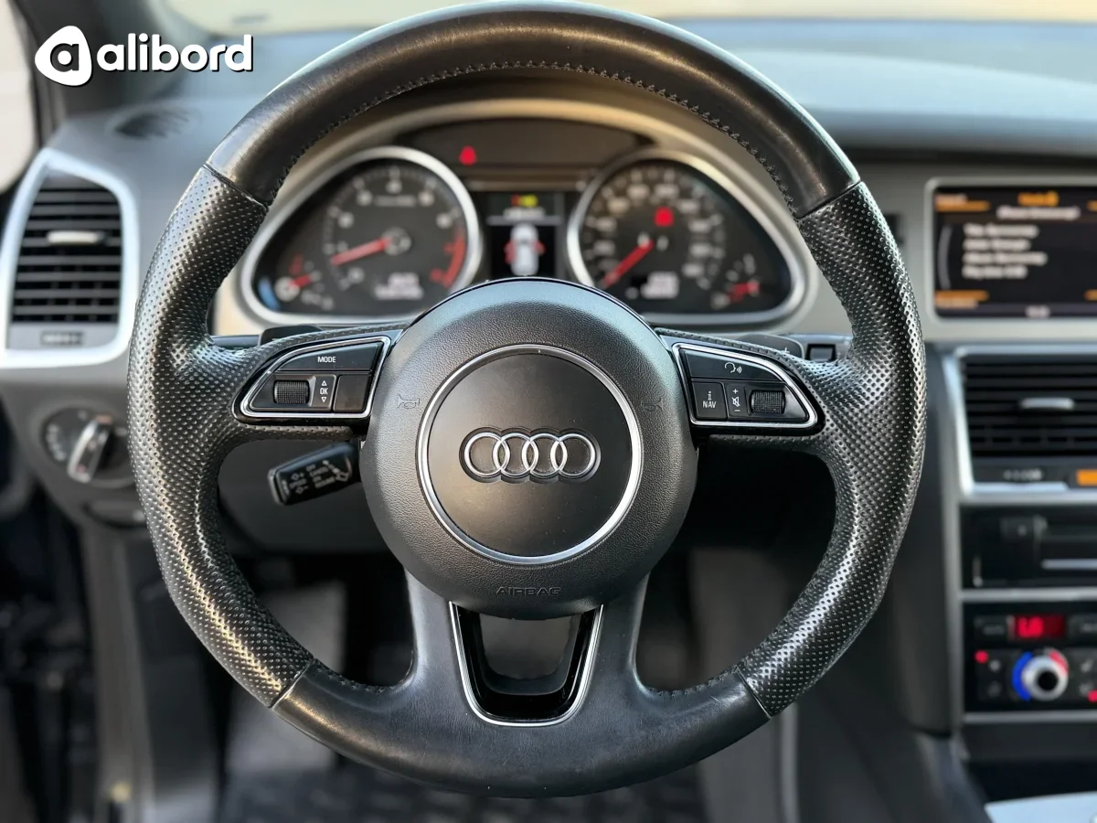Audi Q7 2015 — фото 10