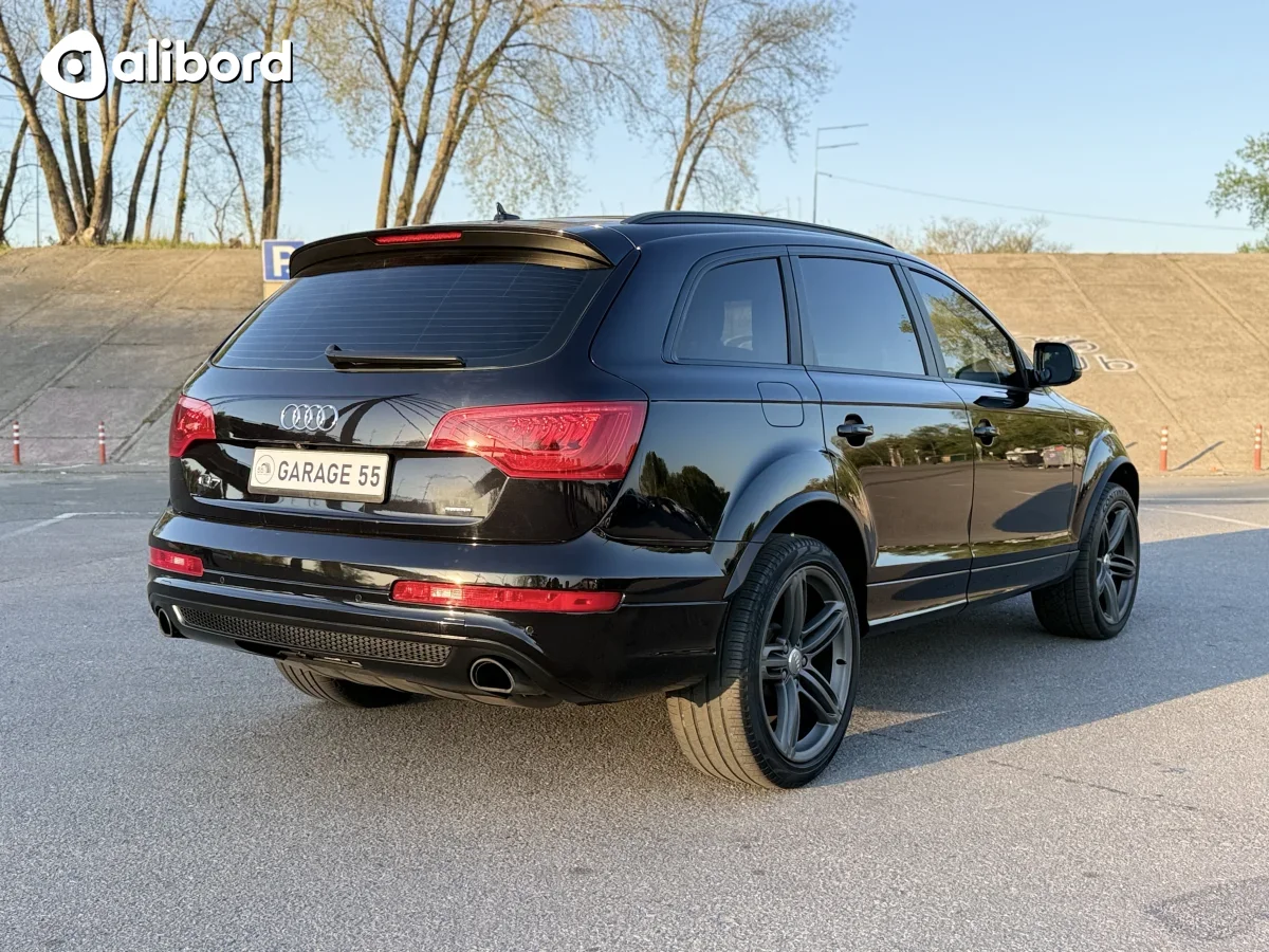 Audi Q7 2015 — фото 12