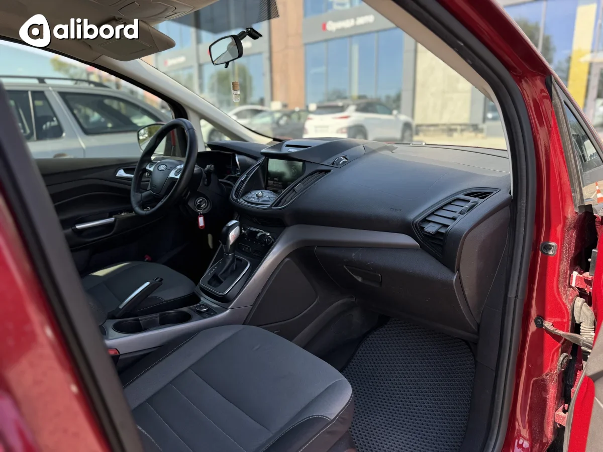 Ford C-Max 2015 — фото 16