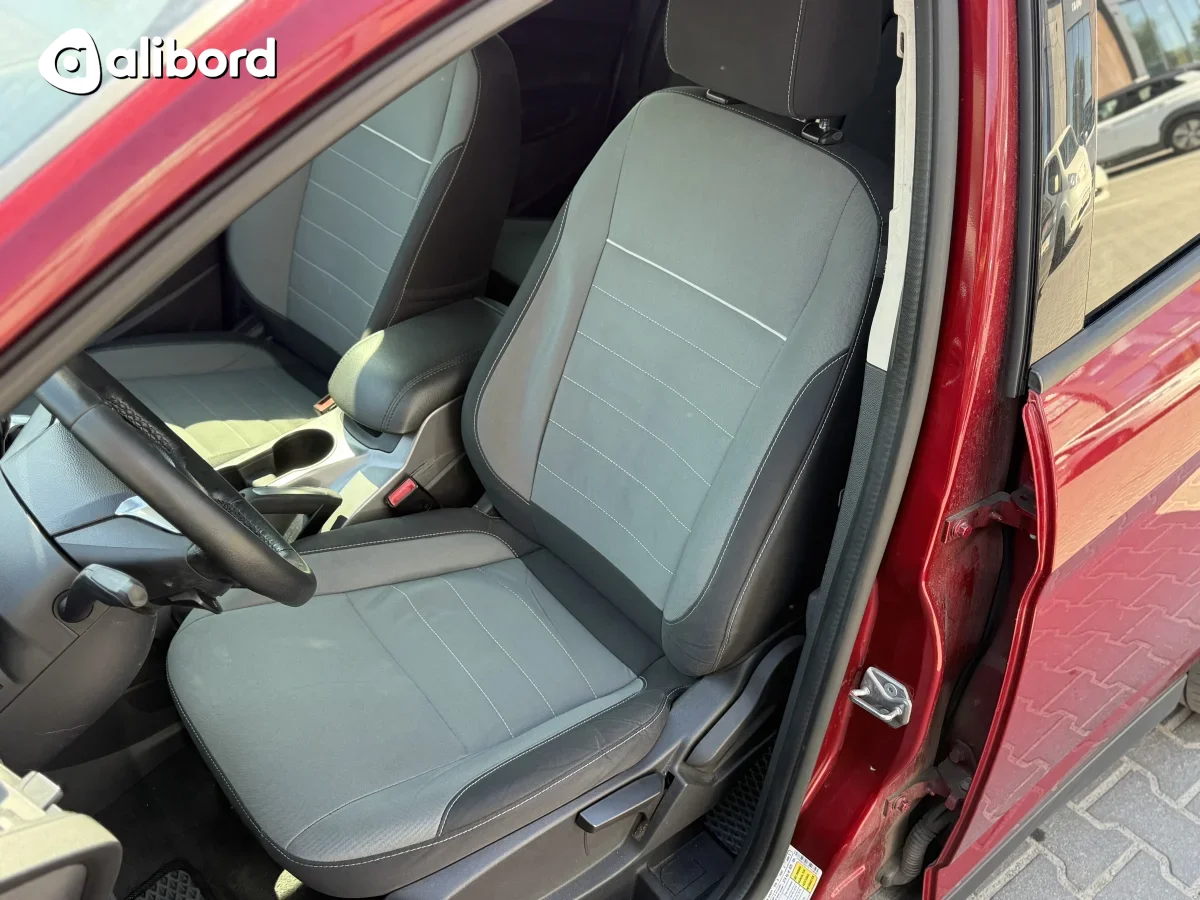 Ford C-Max 2015 — фото 17