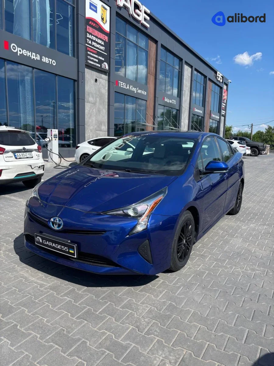 Оренда Toyota Prius 2018 Hybrid