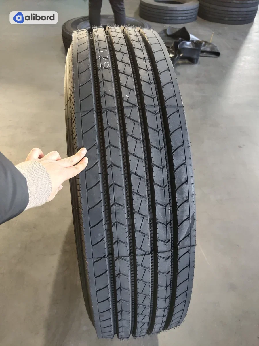 Шина 315/80R22,5 157/154M (20PR) RD318 M+S, 3PMSF (RoyalBlack) (1-й сорт) 7500445