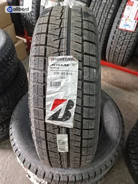 Шина 205/65R16 95S Blizzak REVO GZ (Bridgestone) 12039
