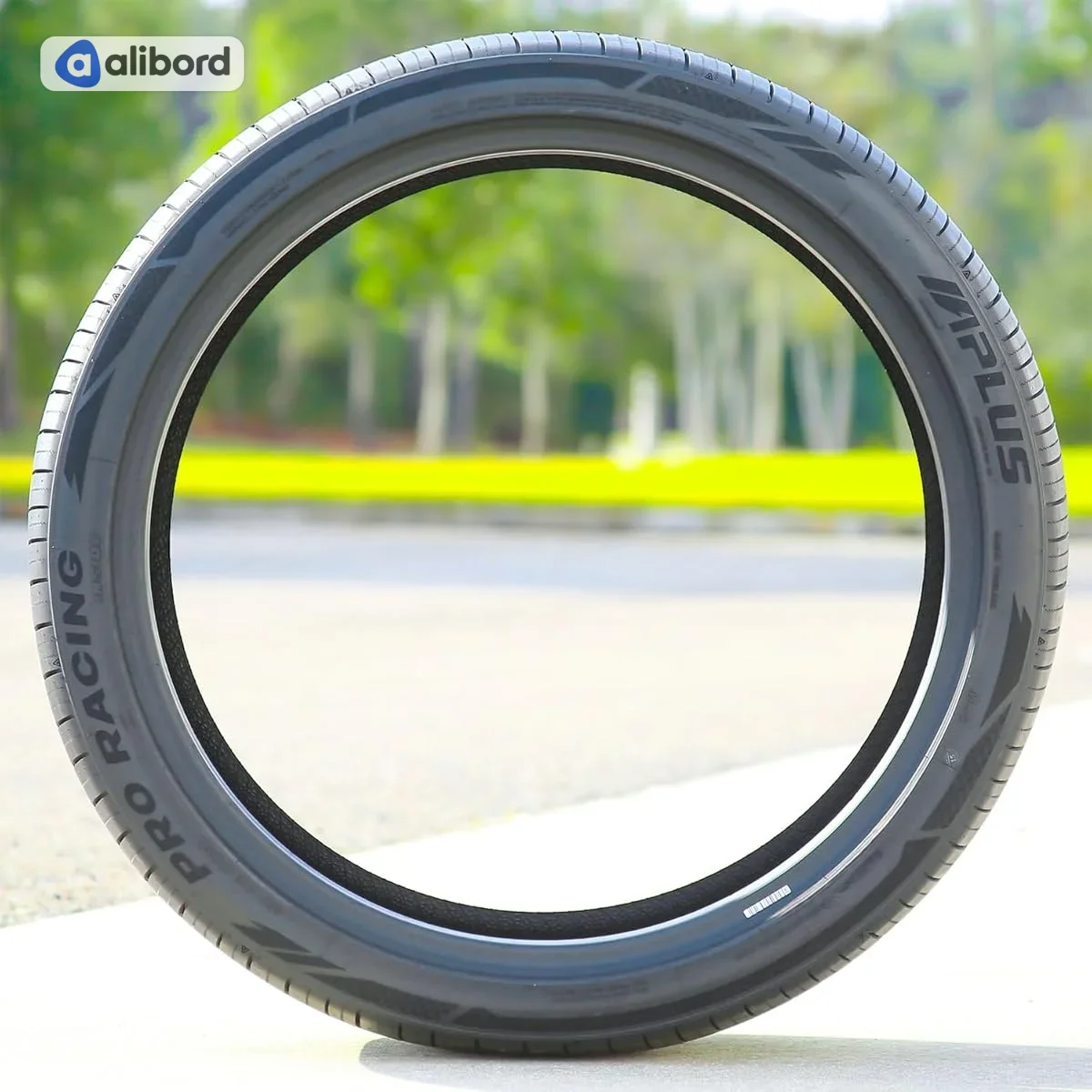 Шина 255/35R18 94W XL A607 (Aplus) DOT2021 AP284H1